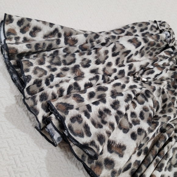NEW Main Strip Turn up the Sass Skort Leopard ruffled Mini skirt Size M - Picture 3 of 16